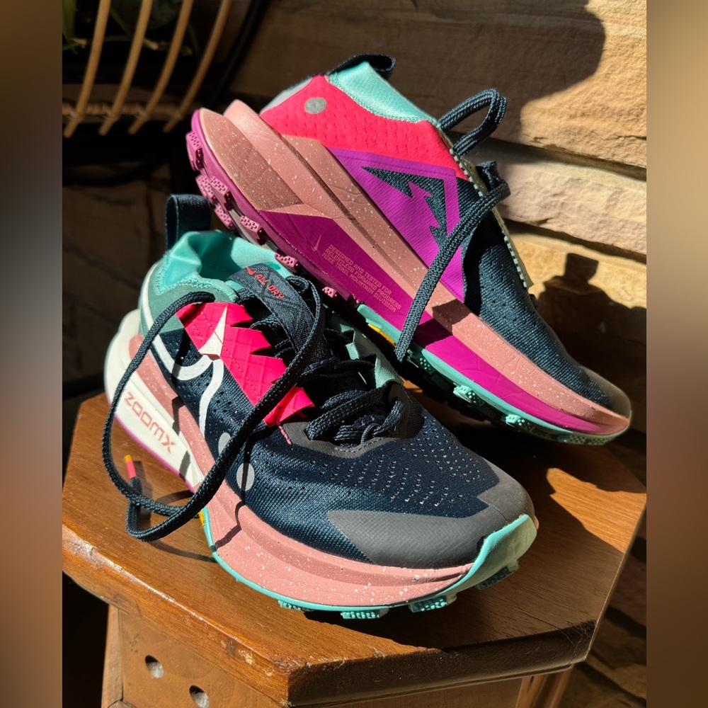 Nike Zegama 2 ZoomX Trail Running Shoes - size 8